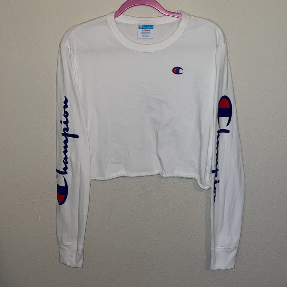 WHITE CHAMPION CROP